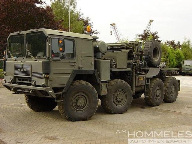 Truck MAN 27 FVLS