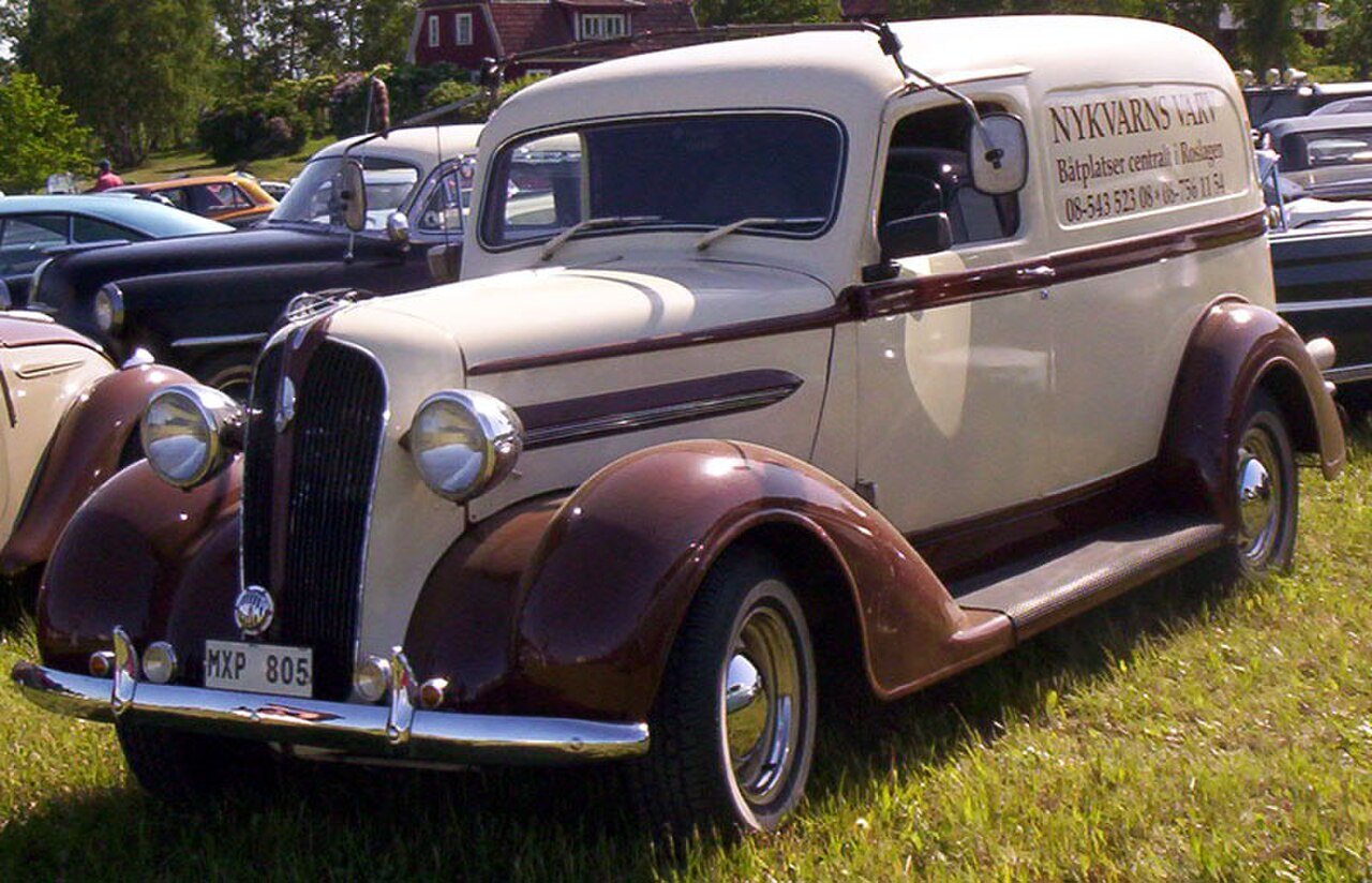 Van Plymouth PT