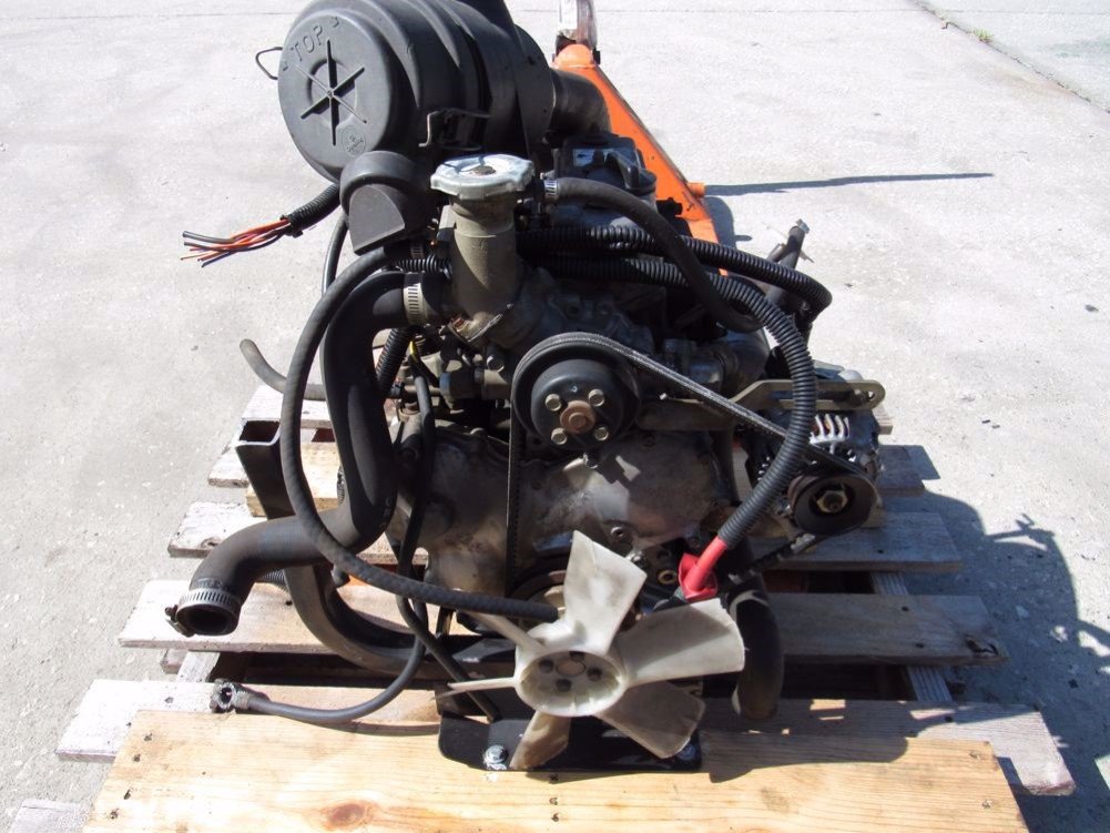 Diesel engine Daihatsu DM850D-RF