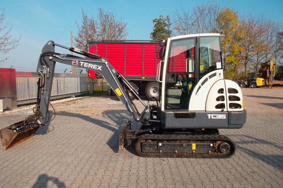 Excavator Terex TXC175LC-1