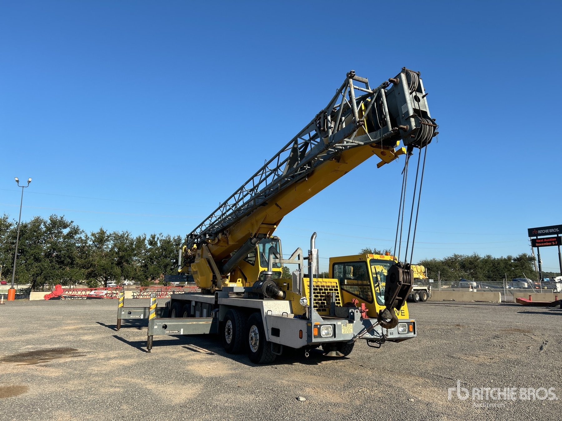 Mobile & rough terrain cranes Grove TM150