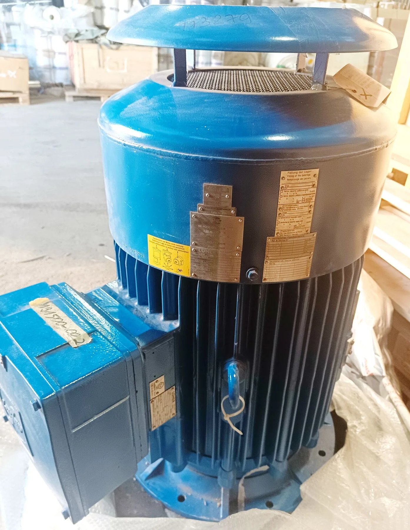 Electric motor Loher DNGW-200LB-04