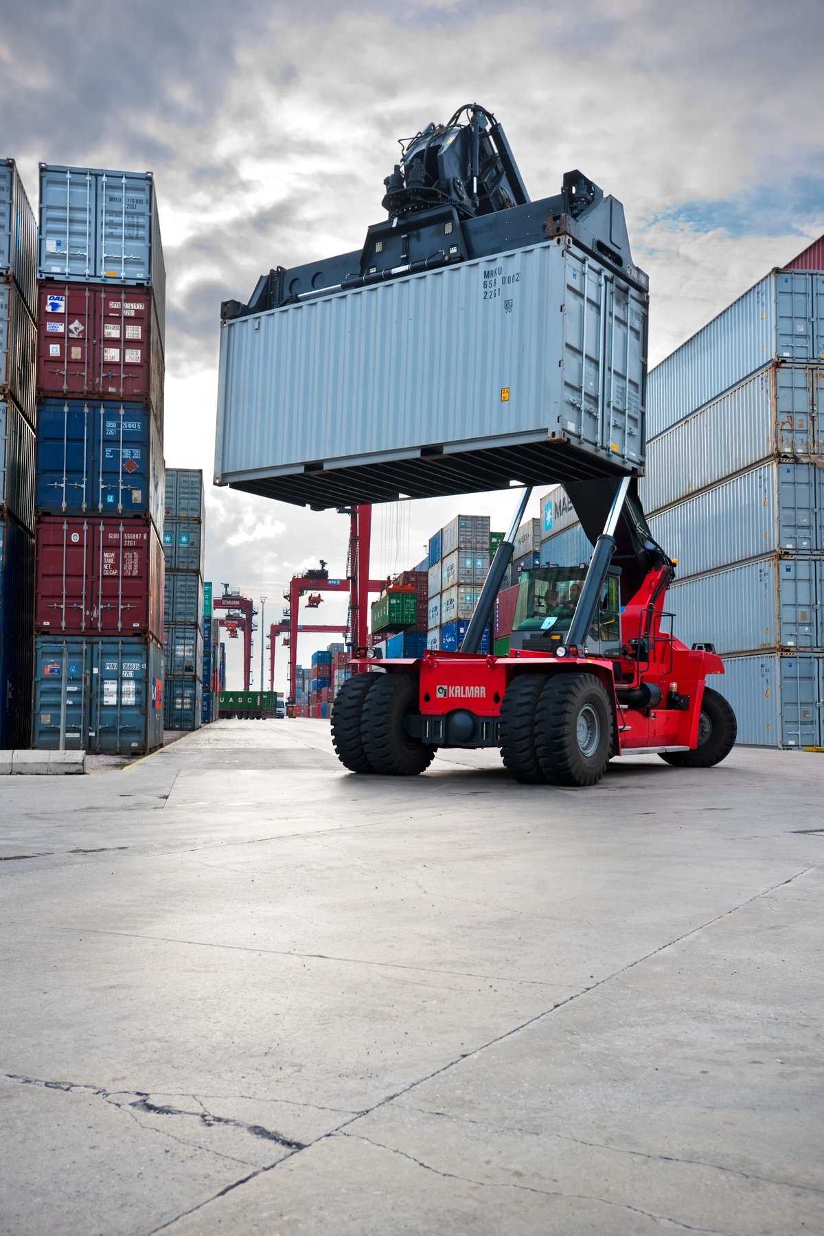 Containerstapler & Reachstacker Kalmar DRF450-70C5XS
