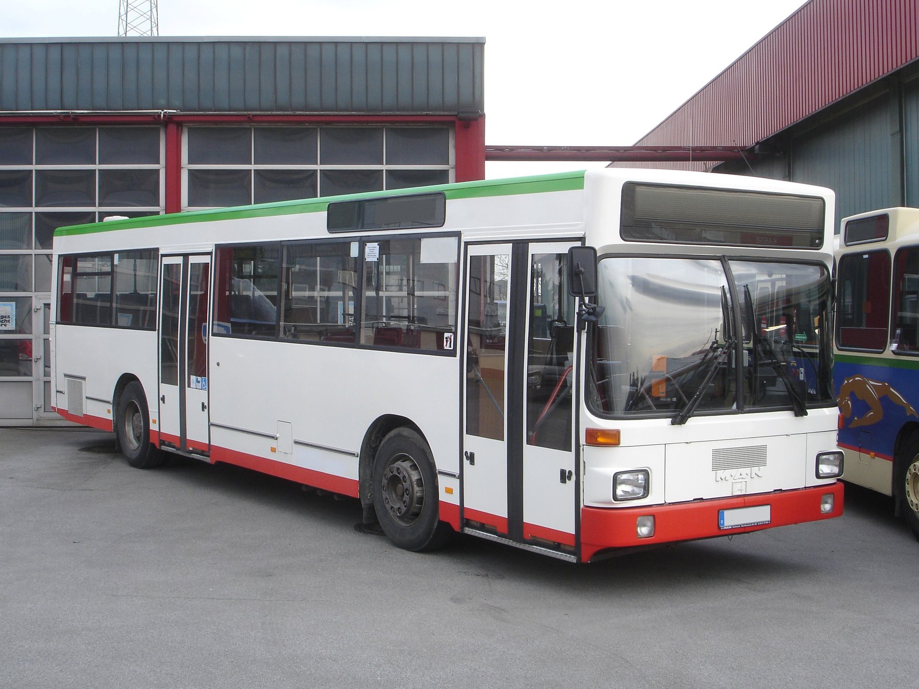 MAN SL202