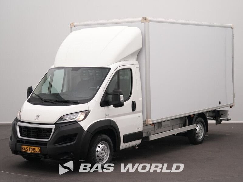 Peugeot 330LH 2.2HDI