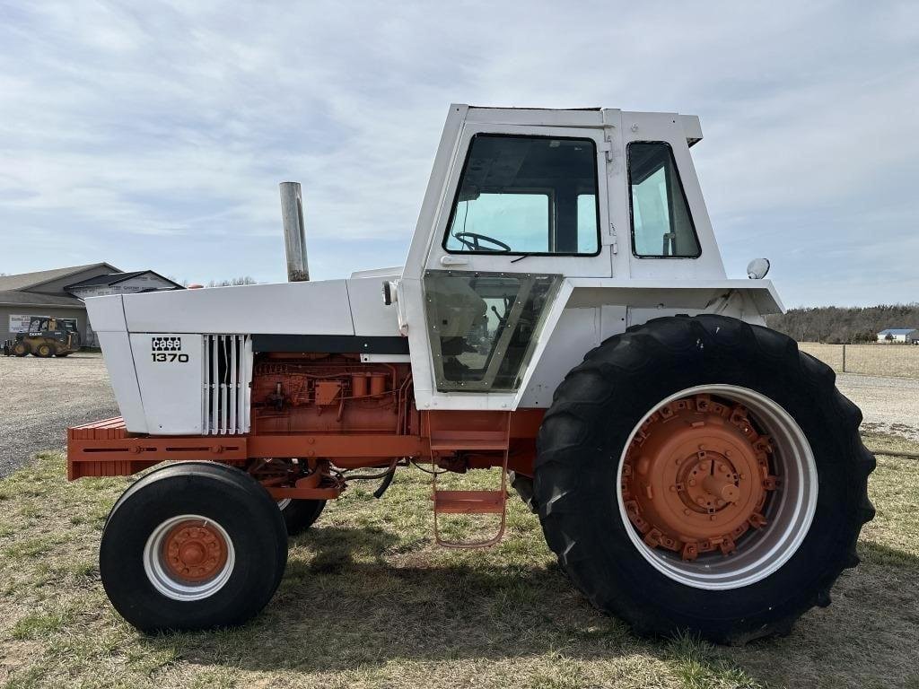Traktor Case 1370