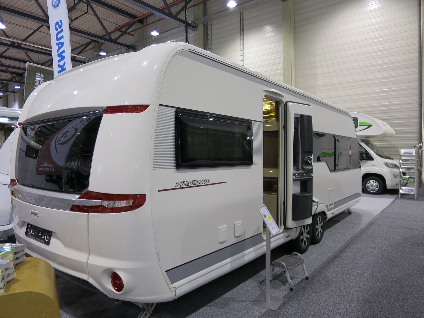Car trailers up to 3.5 t HOBBY 650KFU PRESTIGE