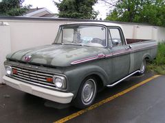 Ford F100 CUSTOM CAB