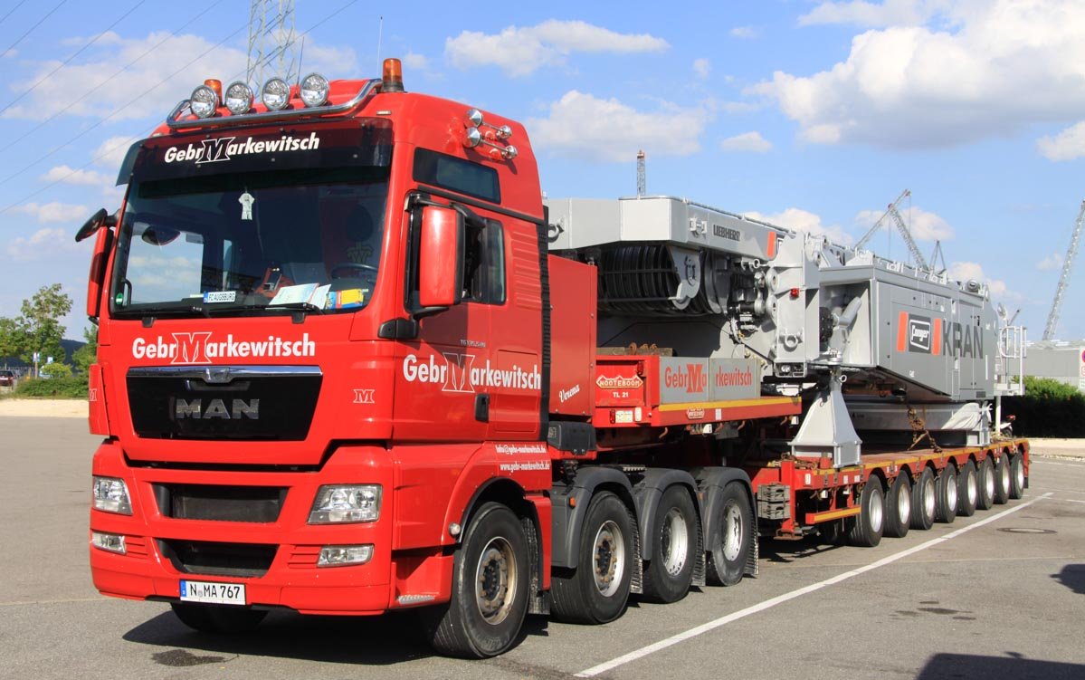 Truck MAN 35.540-8x4-4 BL/360+135+145