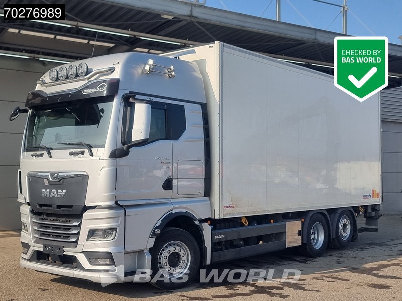 Truck MAN 26.580 6x2-4 BL CH