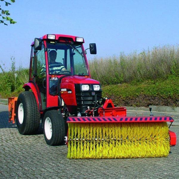 Traktor Shibaura ST329