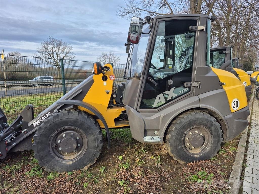 Mecalac AX 700