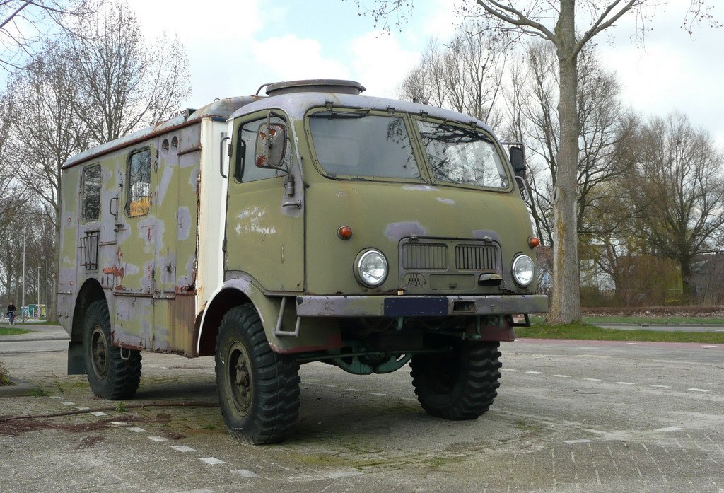 Tatra TATRA 805