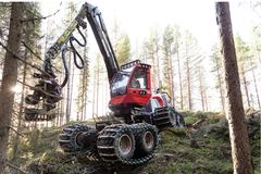 Komatsu 901XC-6