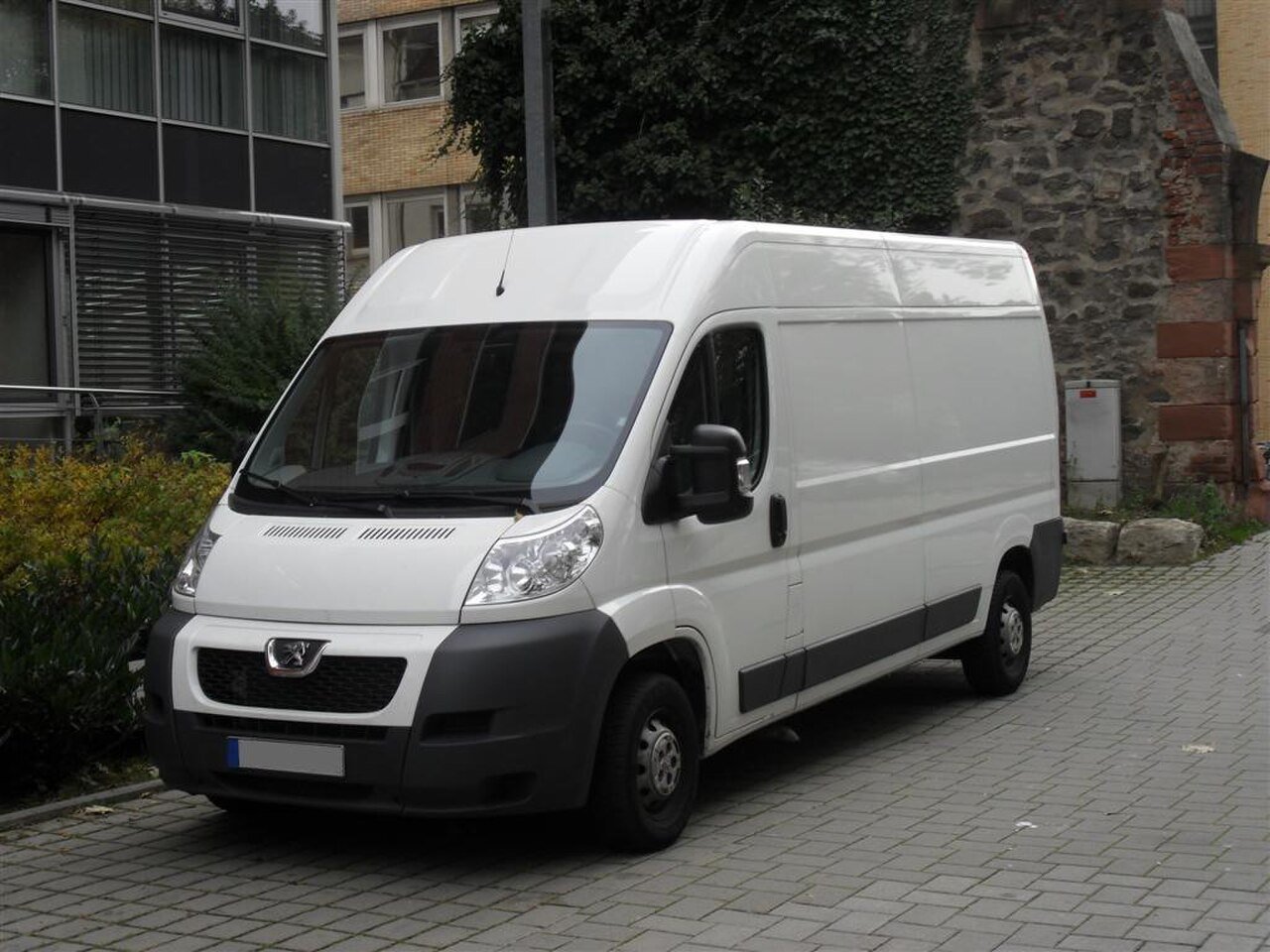 Van Peugeot 888 D 35