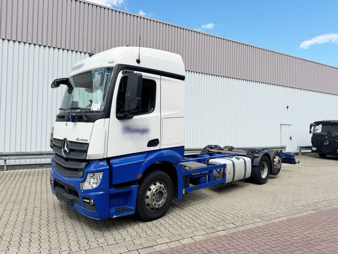 Truck Mercedes Benz 2540 L