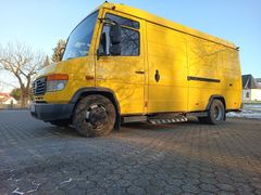 Mercedes Benz VARIO 813DE