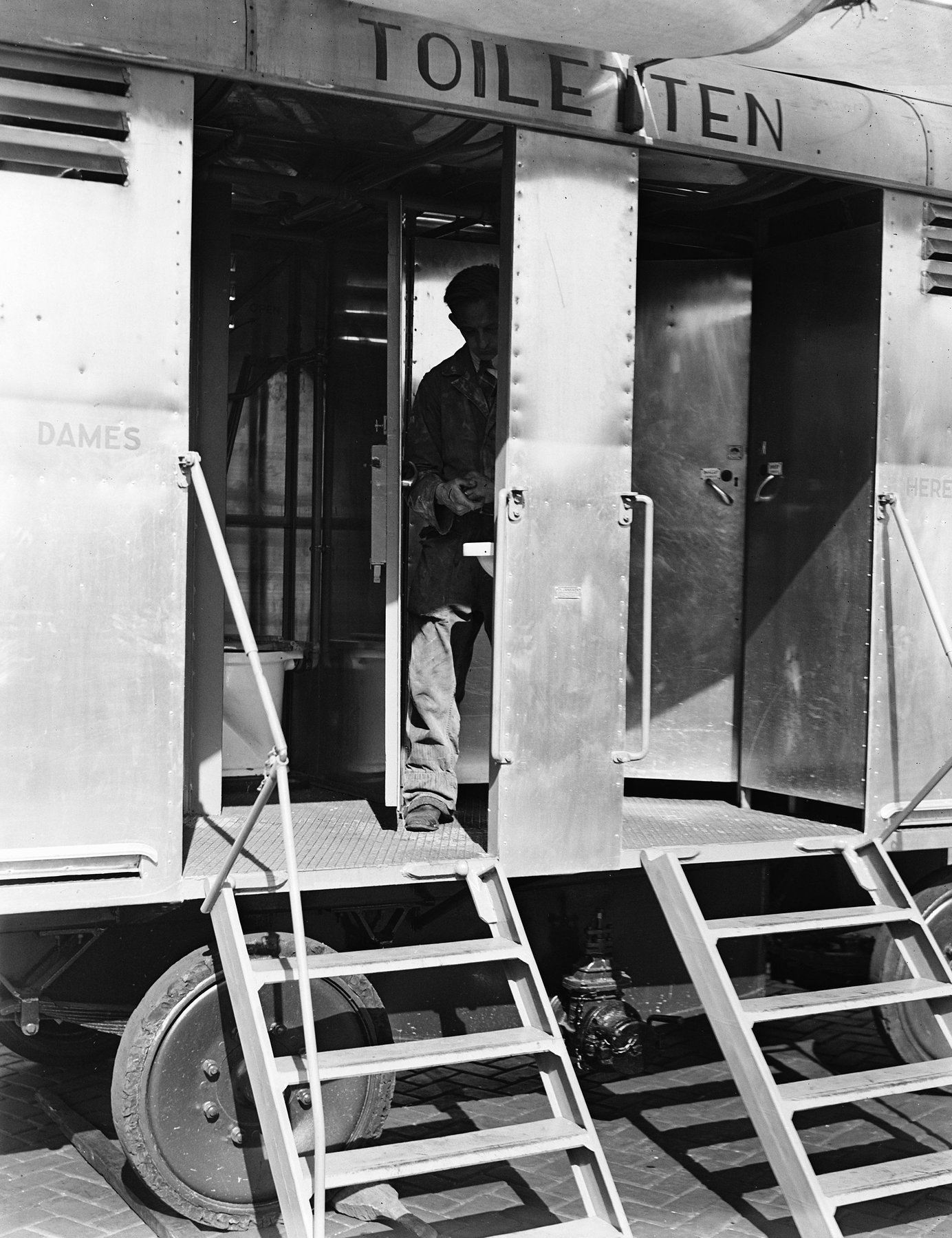 Anhänger Jans TOILETWAGEN