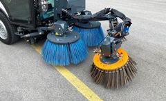 Boschung Urban-Sweeper S2