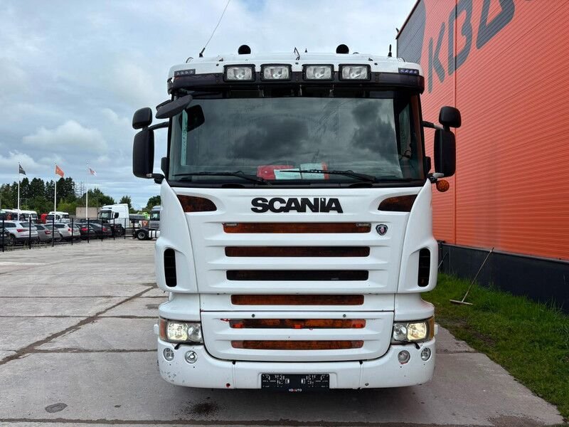 Truck Scania R 420 8X2/6