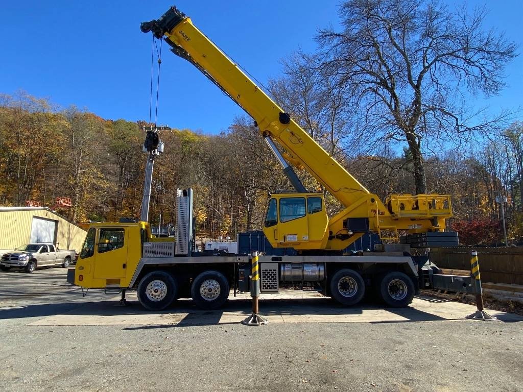 Mobile & rough terrain cranes Grove TMS760