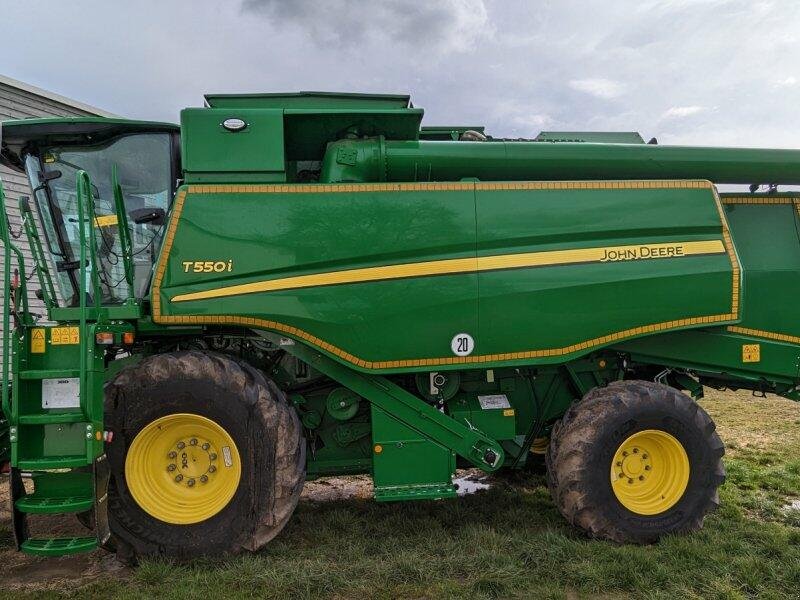 Harvester Salford TC5050
