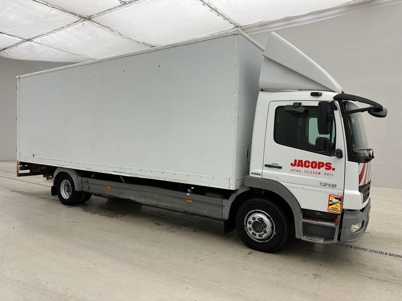 Truck Mercedes Benz ATEGO 1823L
