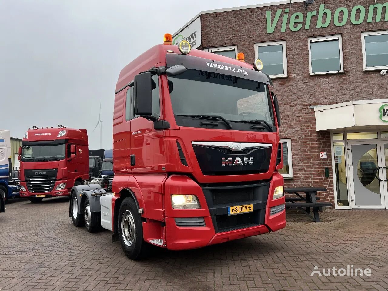 Truck MAN TGX 24.440 6X2/2 BLS