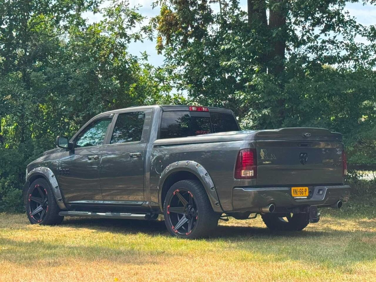 Van Dodge RAM 15OO SPORT