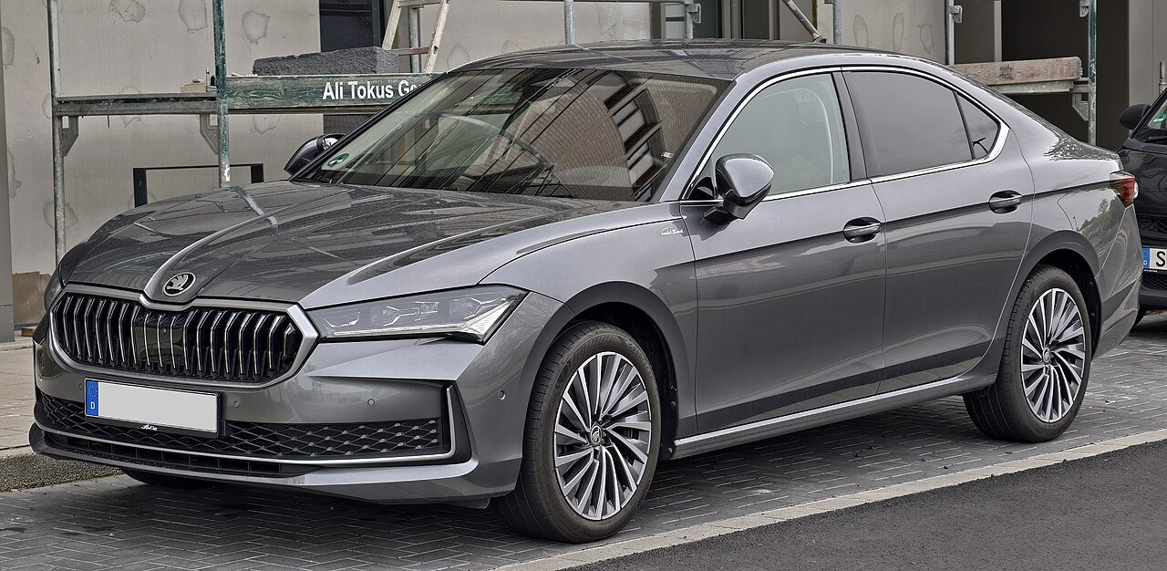 Van SKODA SUPERB