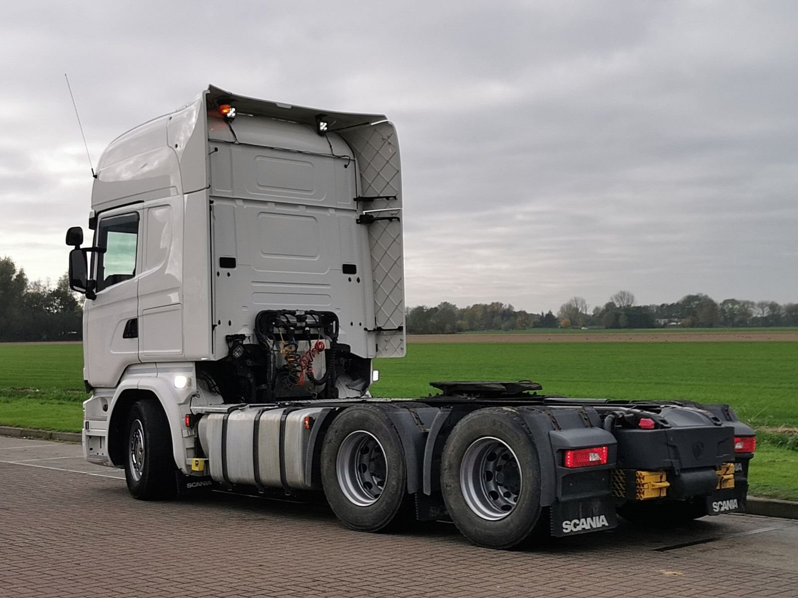 Truck Scania R 580 LA6X4MNB