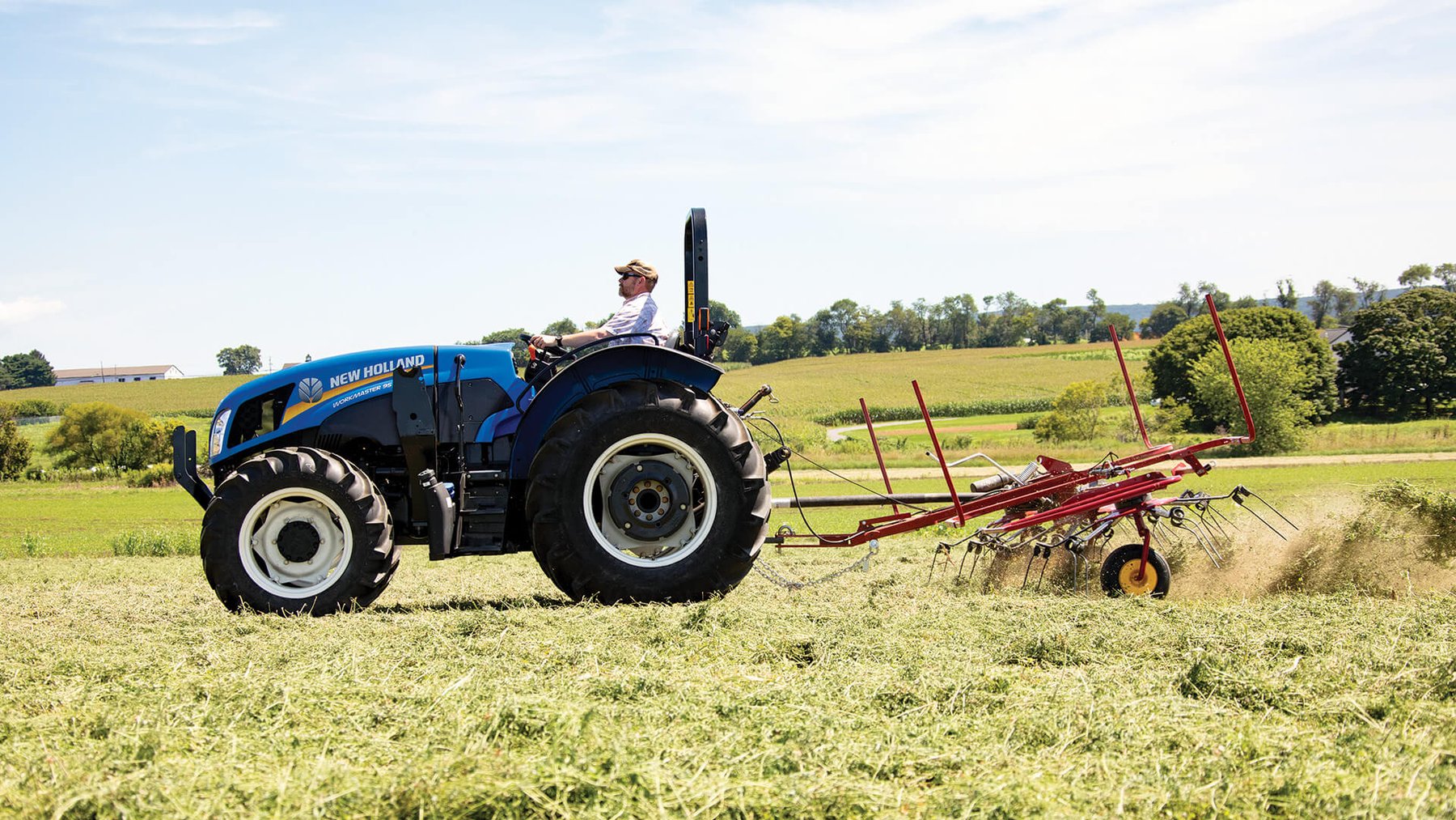 Zielonki i pasza New Holland ProTed 880T