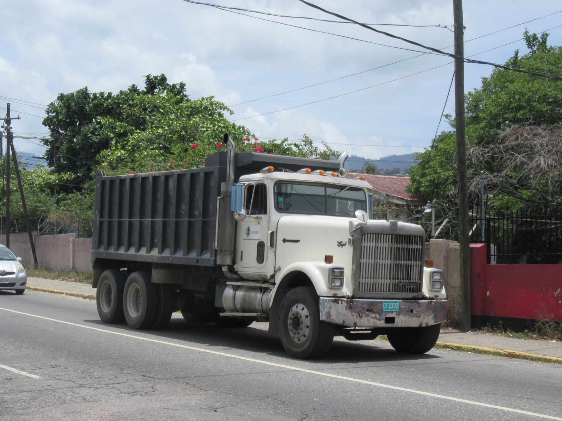 Truck International 9300 6X4 SFA