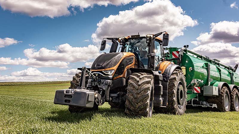 Tractor Valtra S 260, 4 WD
