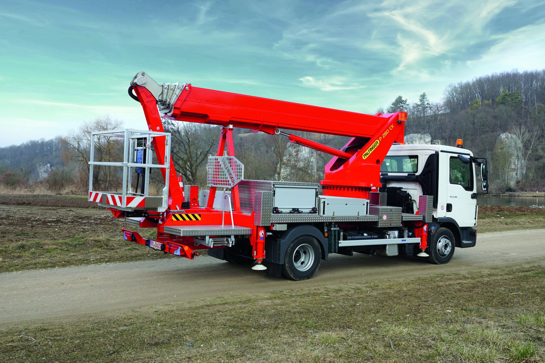 Crane Palfinger P 200 TXE-E Smart Plus