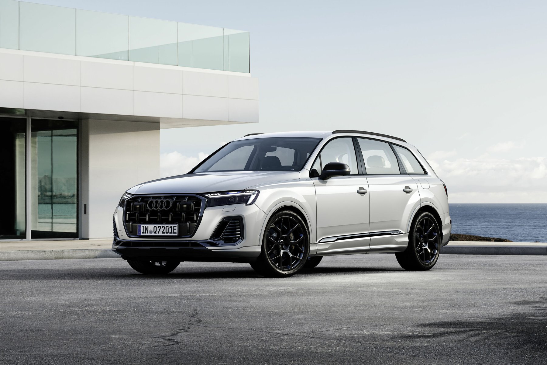 Van Audi Q7 55 TFSI E