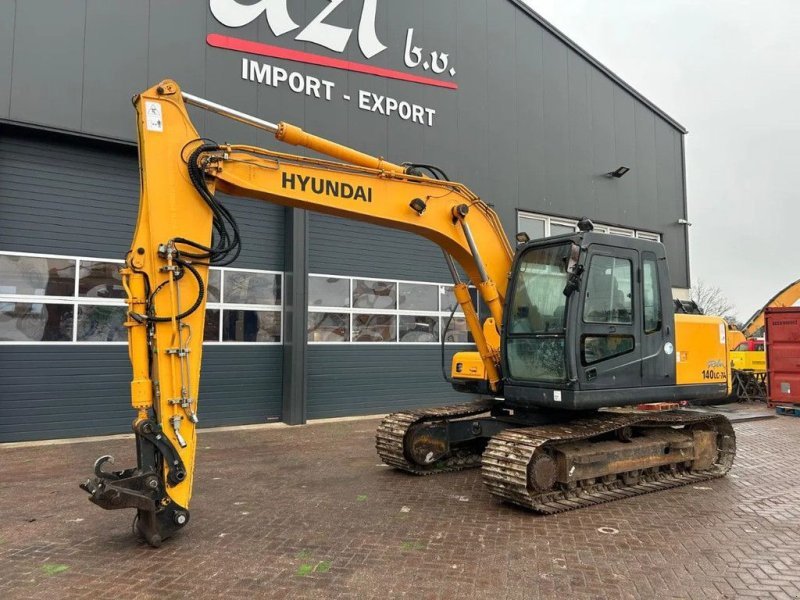 Excavator Hyundai R140LC-7A