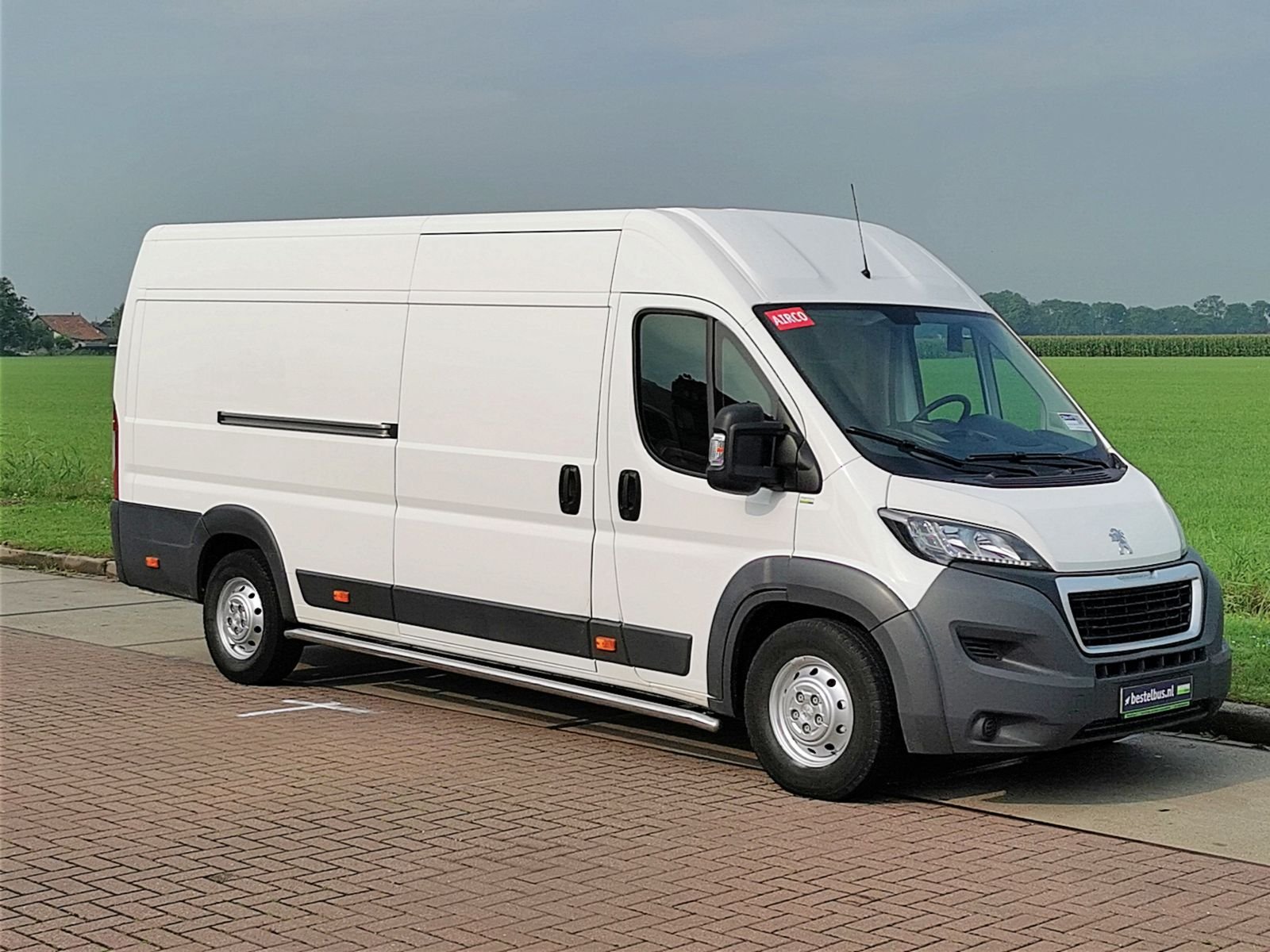 Van Peugeot 435 L4 PU 2.2HDI 120