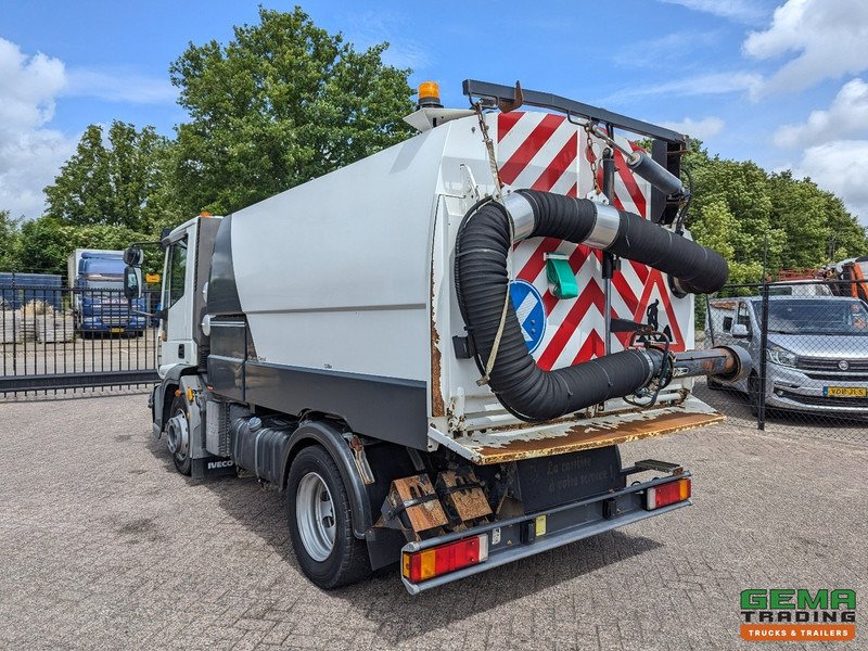 Lastwagen Iveco 120E24