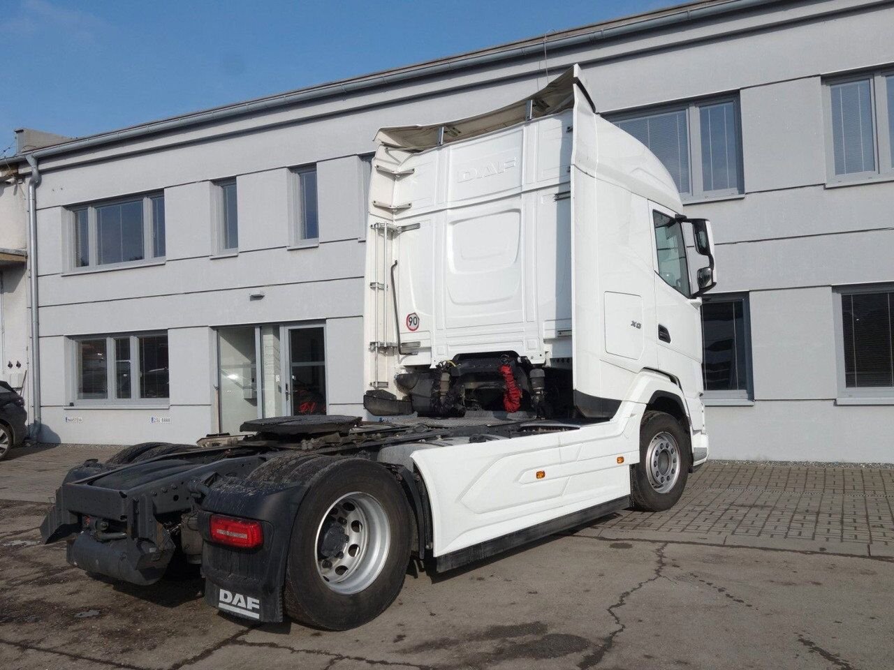Van DAF VH 428 EN 2.90