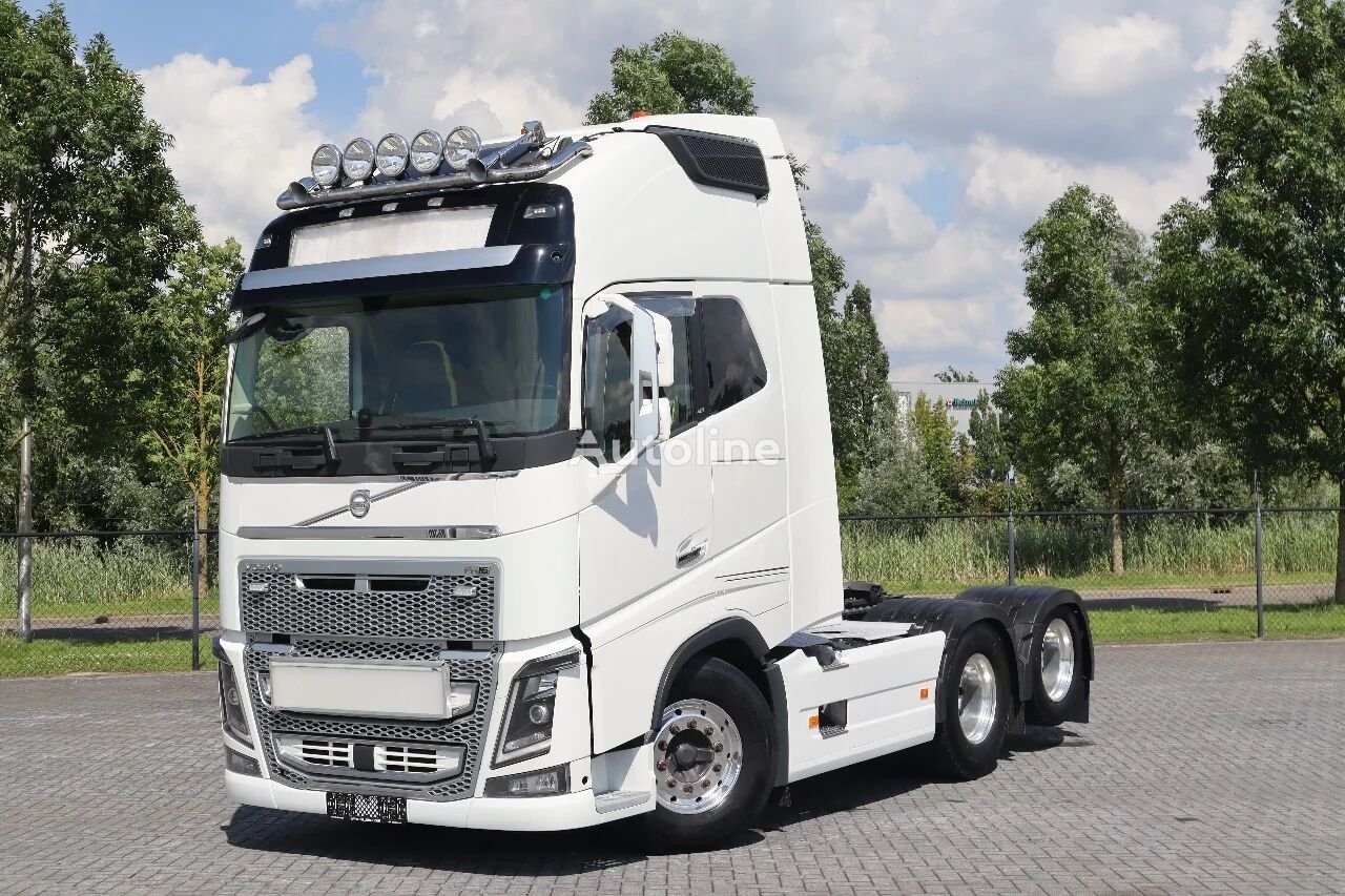 Truck Volvo 16 750 6X2