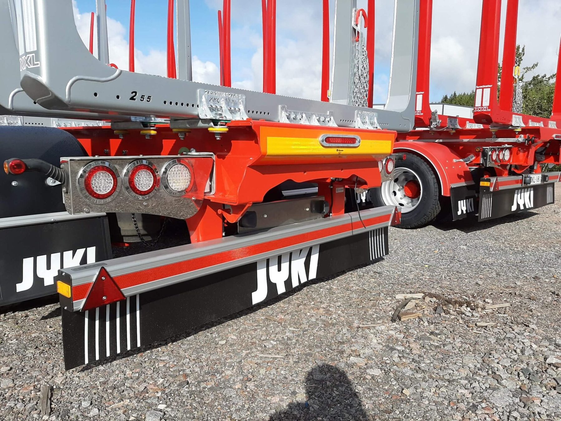 Trailer Jyki T-2800-TEIR