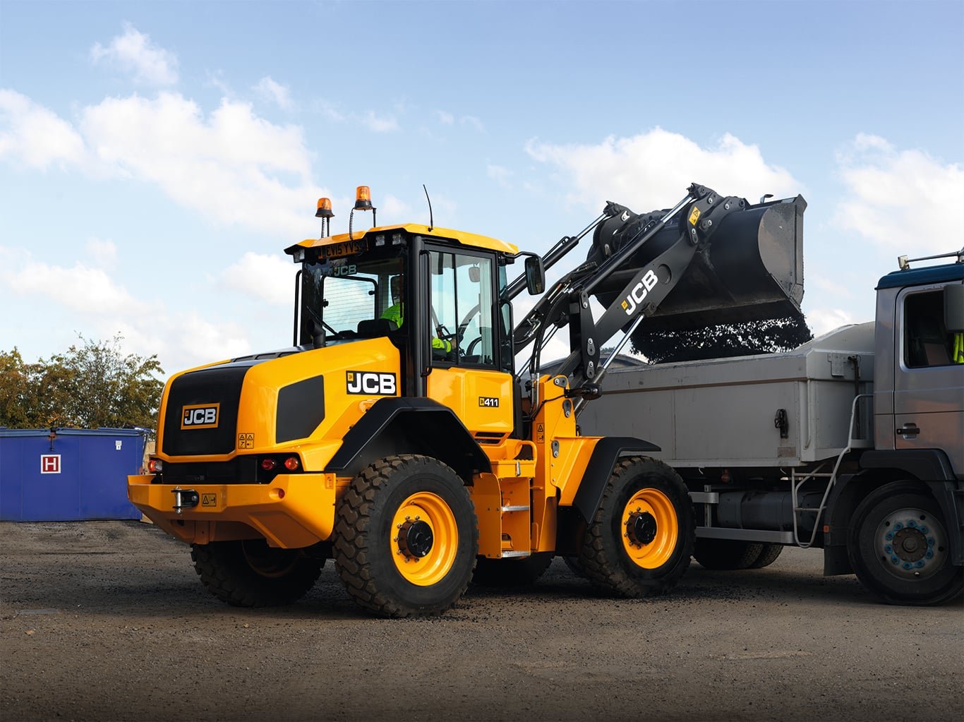 JCB 411BHT