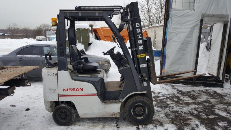 Treibgasstapler Nissan P1F1A18