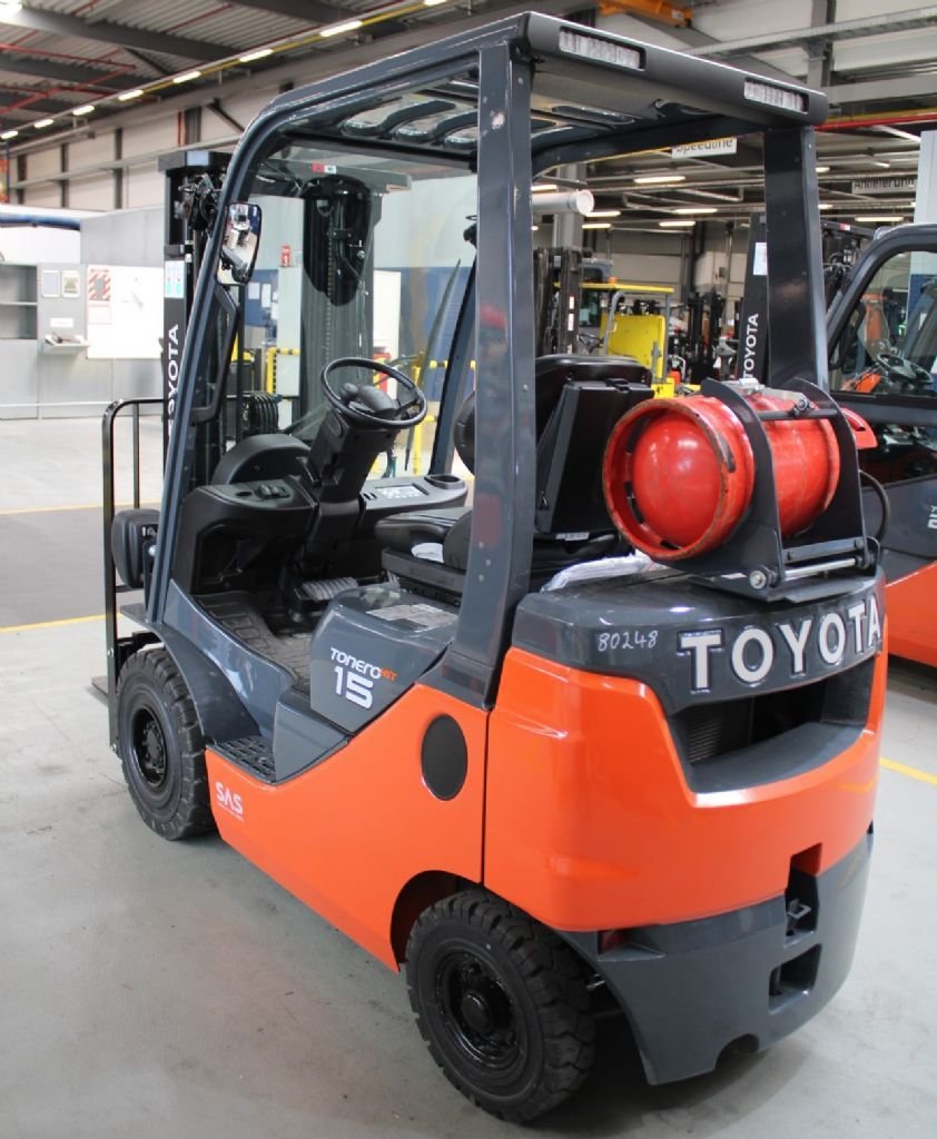 Treibgasstapler Toyota 06-8FG15F