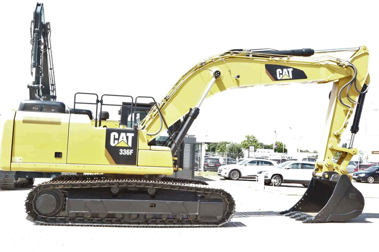 Excavator Caterpillar 205 LC
