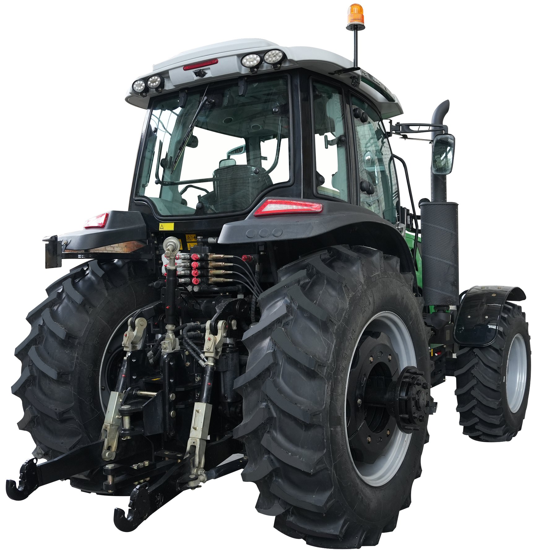 Traktor Haotian TY604