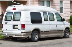Ford ECONOLINE E150 WINDOW VAN