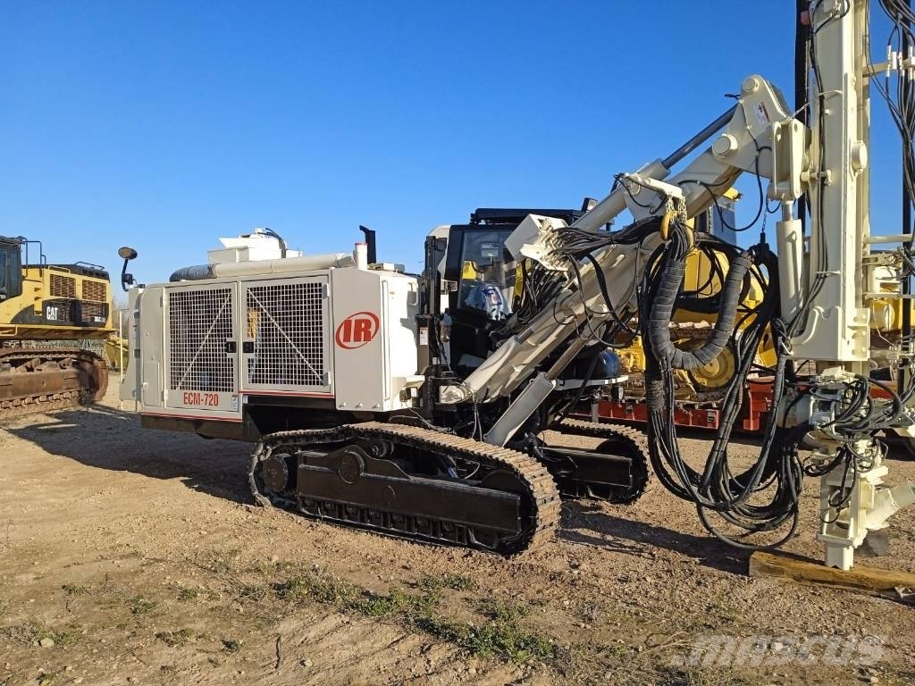 Light trailers up to 750 kg Ingersoll Rand 720