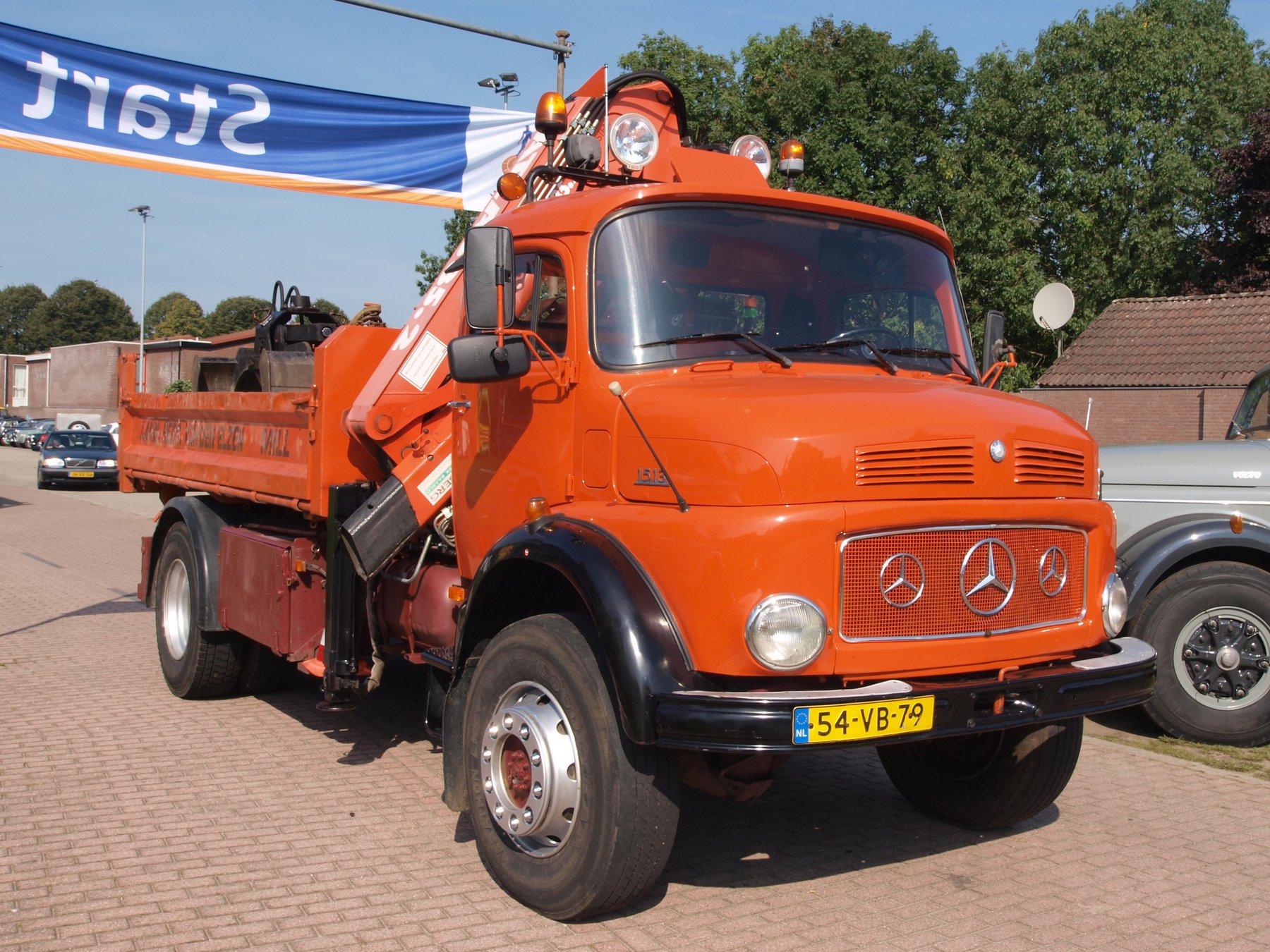 Truck Mercedes Benz LK1513